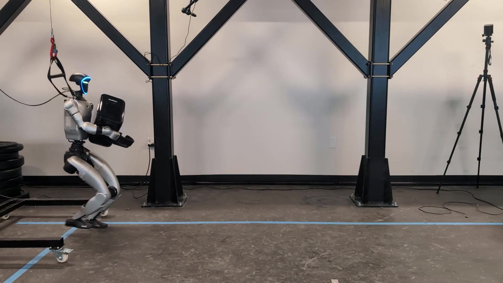 HULK (Ours) performing fridge carrying in the supplementary hardware experiment
